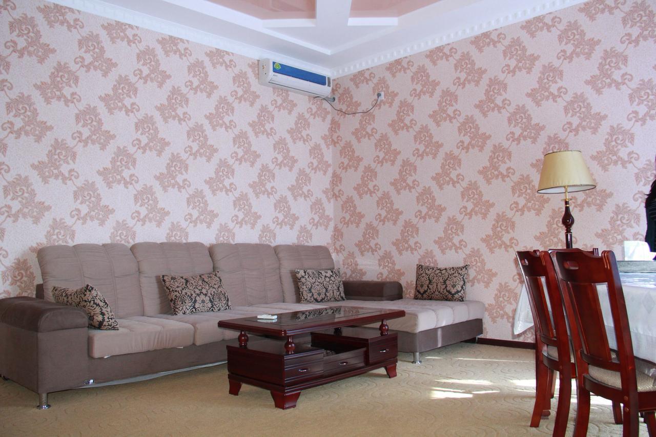Firuz Hotel Chudschand Zimmer foto