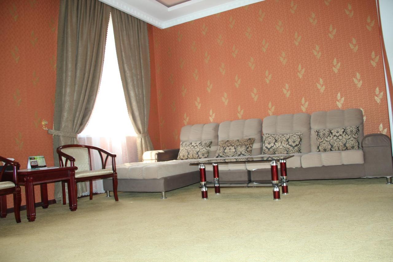 Firuz Hotel Chudschand Exterior foto